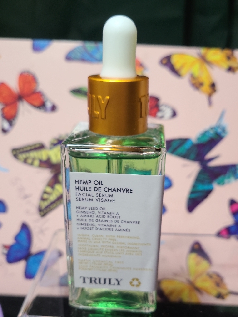 TRULY Hemp Oil Facial Serum - Green with Gold Dropper No Box